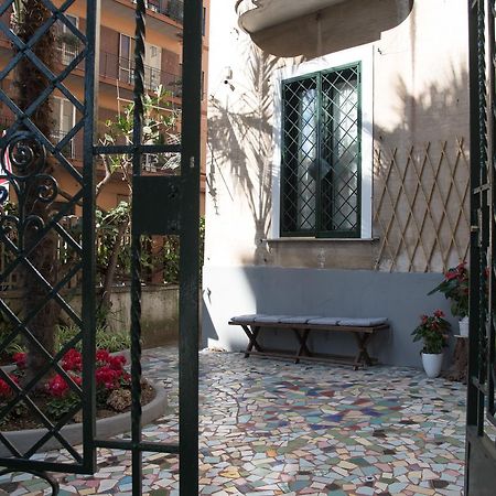 Villino Teresa Bed and Breakfast Salerno Esterno foto