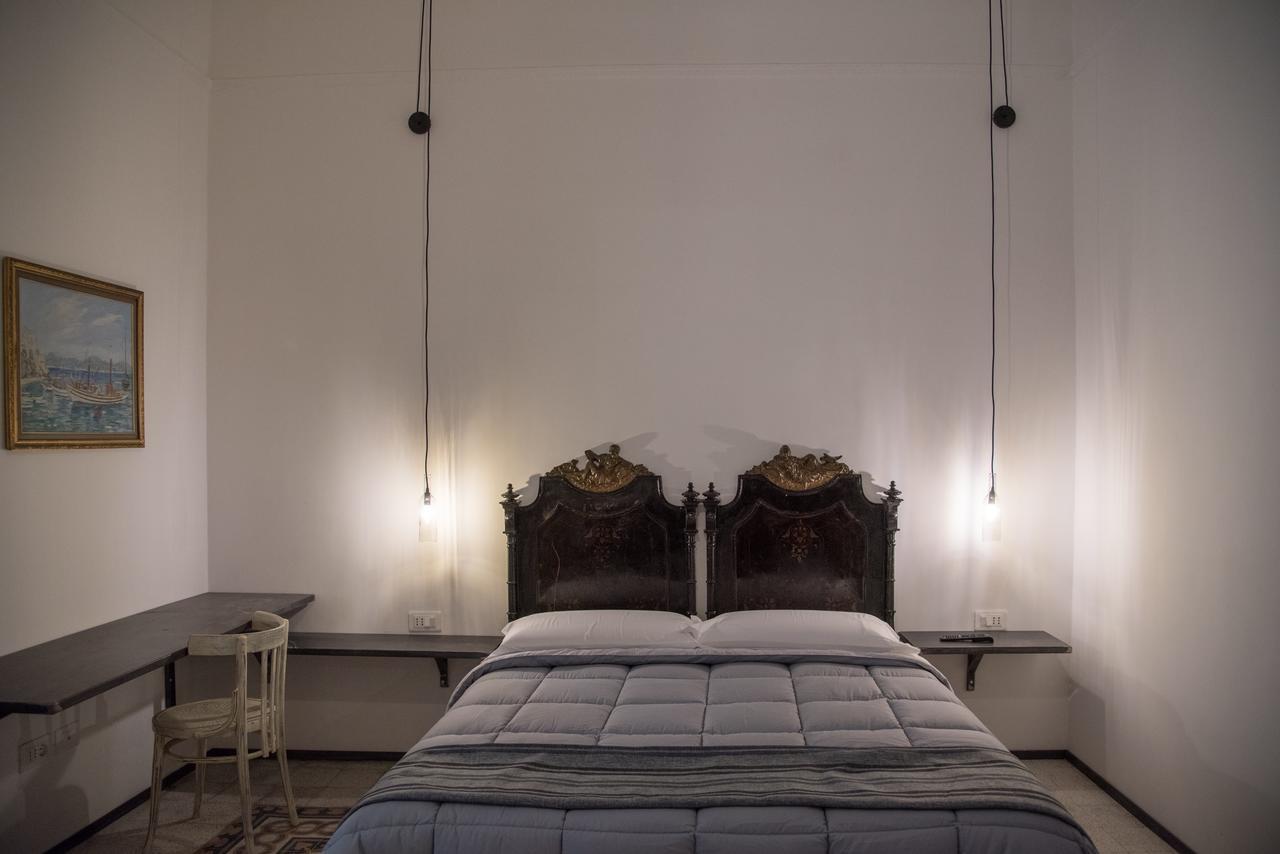 Bed and Breakfast Villino Teresa Salerno Esterno foto