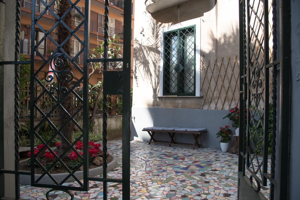 Villino Teresa Bed and Breakfast Salerno Esterno foto